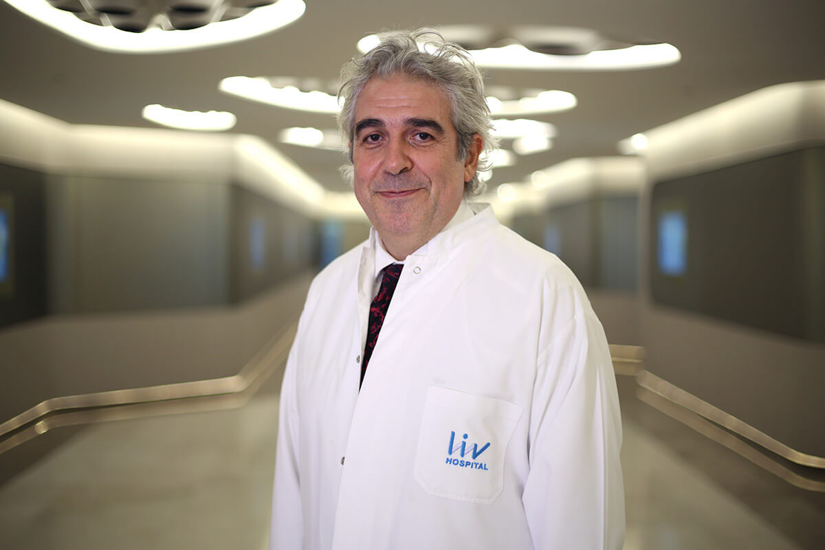 проф. д-р Мустафа Йенерел