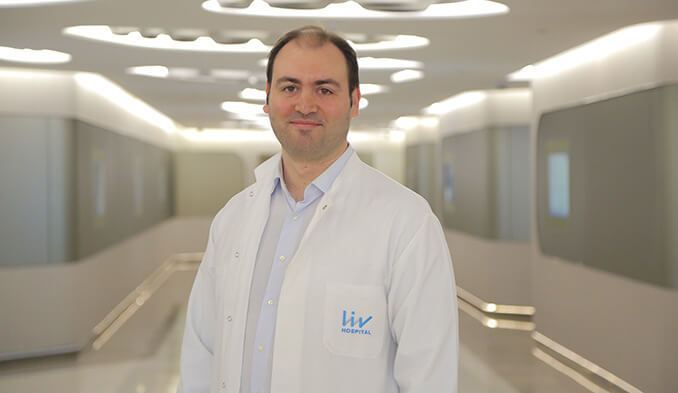 Д-р Берк Булут - превю